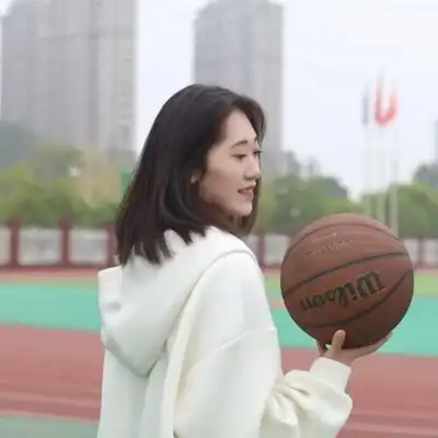 曾玲
